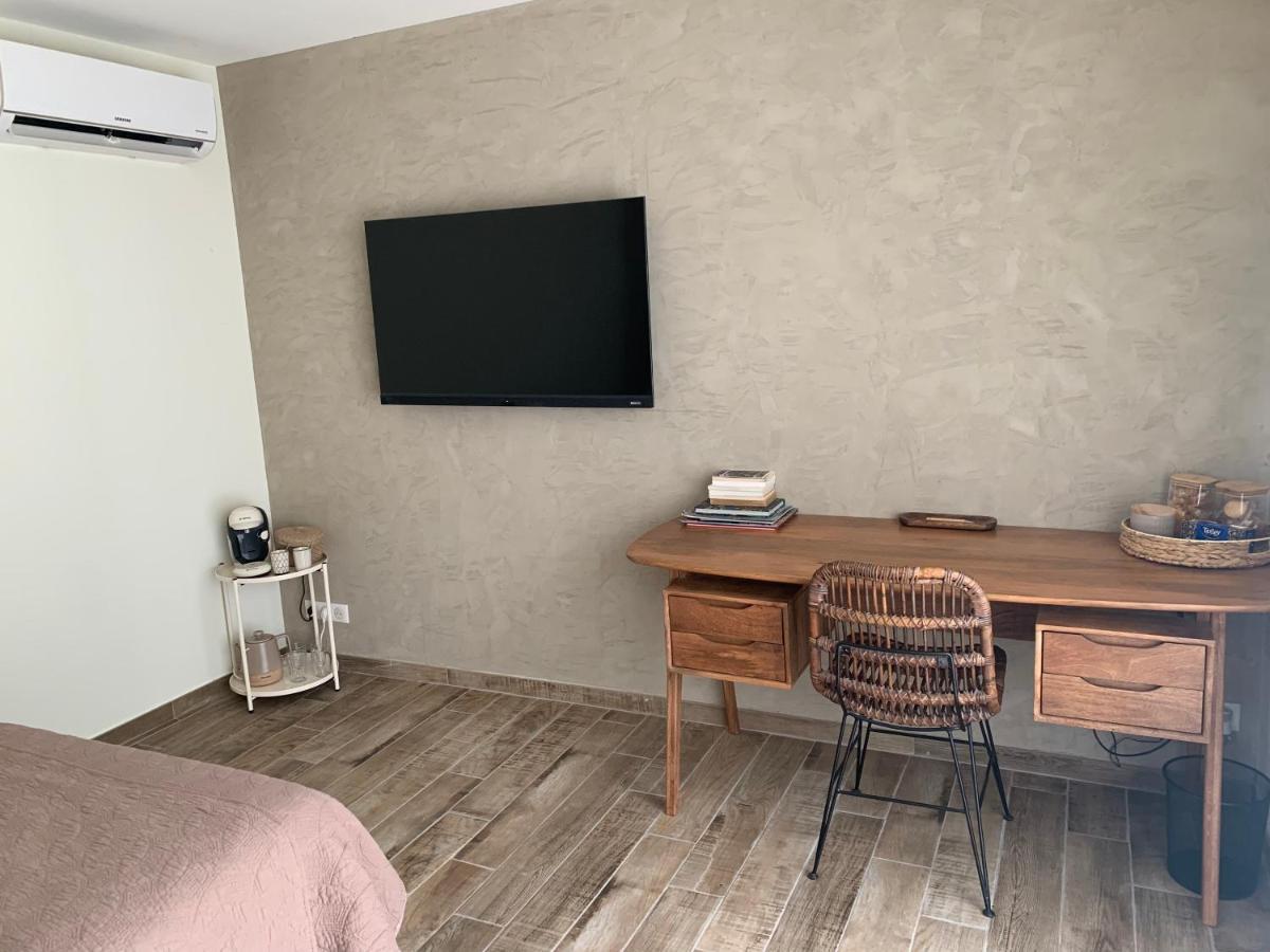 Chambre D Hotes Cabries Calas 5 Min Gare Tgv Aix Pole D Activites D Aix En Provence Et Arena Exterior foto